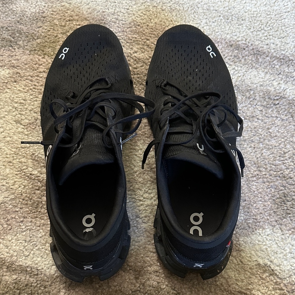 On Running Men's Black Athletic Sneakers